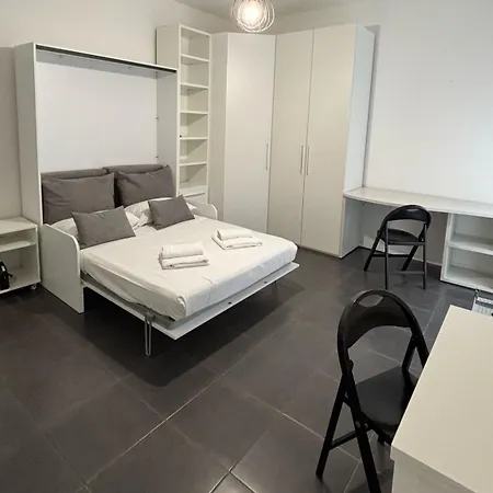 Be Your - Citylife Nest Apartment